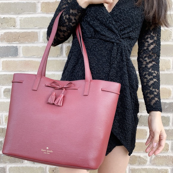 ‼️SALE‼️ Kate spade dark red large tote bow - Picture 2 of 7